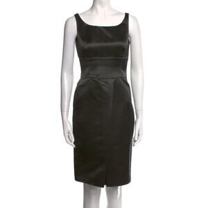 Armani Collezioni Scoop Neck Knee-Length Dress Green Size: 2